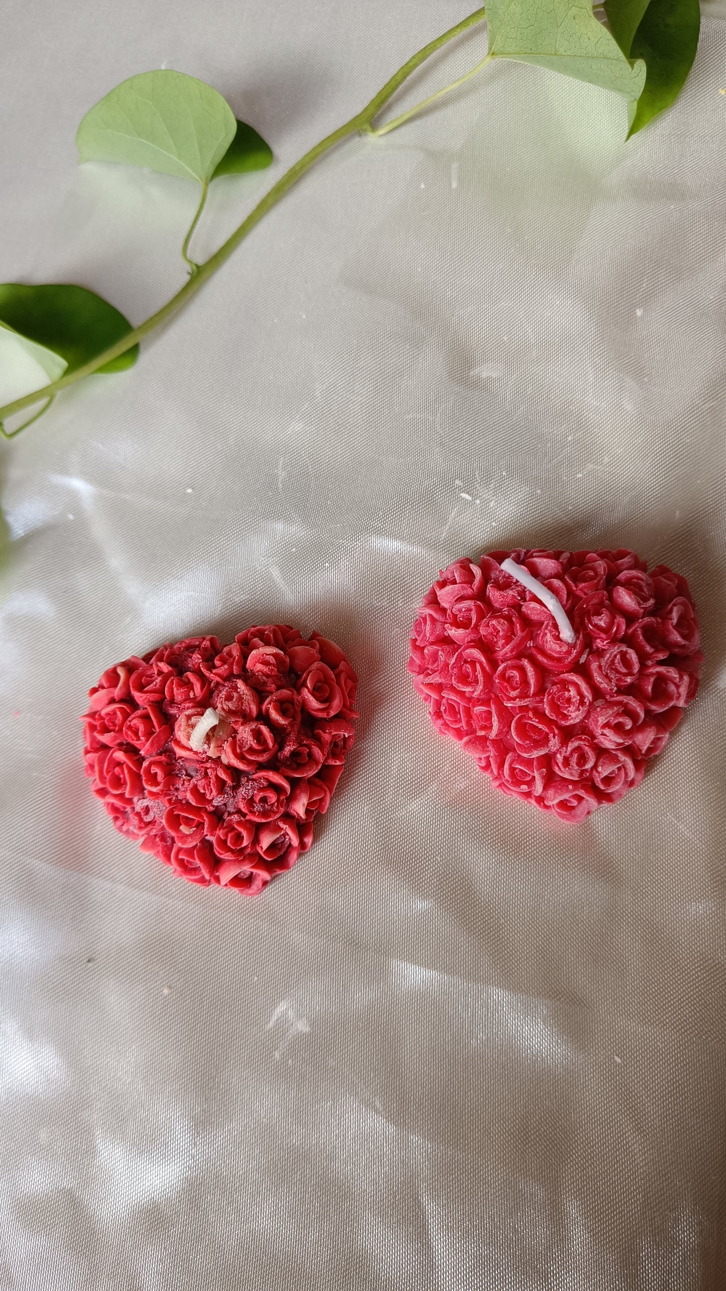 ๐น Million Rose Heart Candle