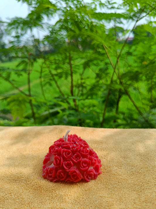 🌹 Million Rose Heart Candle